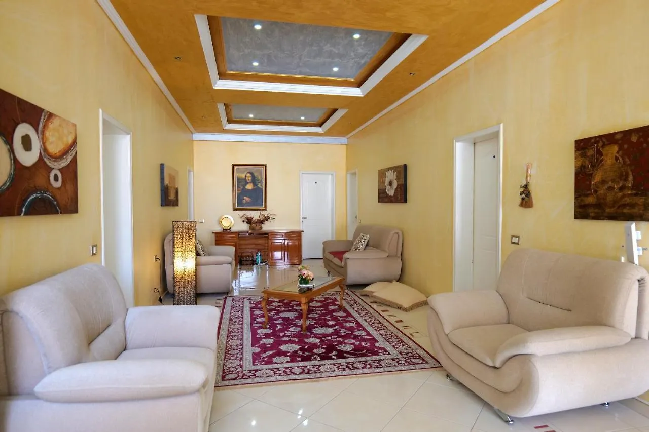 Hotel Lindi Sarande 3*,